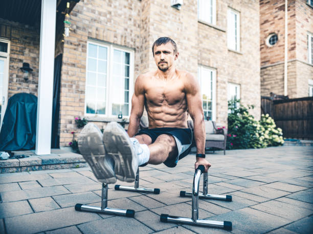 4 Parallette Exercises To Build A Strong And Functional Physique