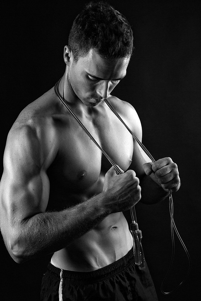 How To Cut Without Losing Muscle And Strength