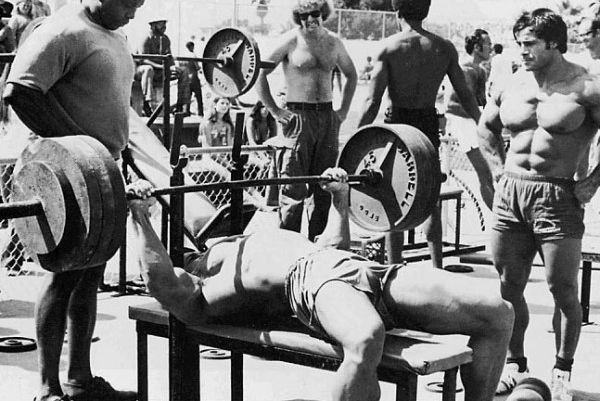 Barbell Vs Dumbbell Bench Press – The Age Old Debate