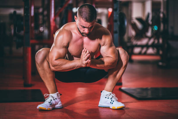 4 Most Common Squat Mistakes Made In The Gym… Are You Making These?