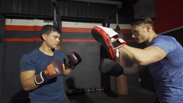 4 Focus Mitt Drills For Power And Speed