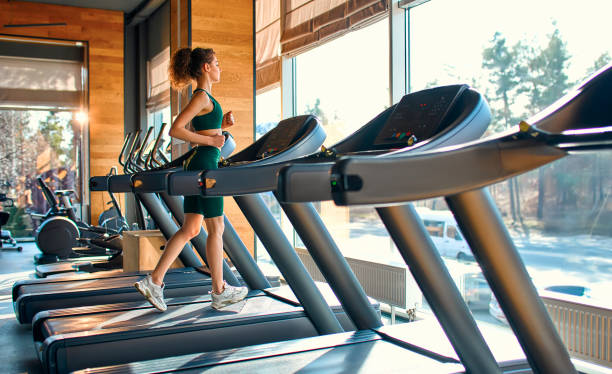 My Alternating Incline Treadmill Workout For Killer Cardio Conditioning