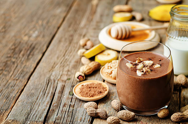 5 Chunky Monkey Smoothie Variations For Endless Energy & Nutrients