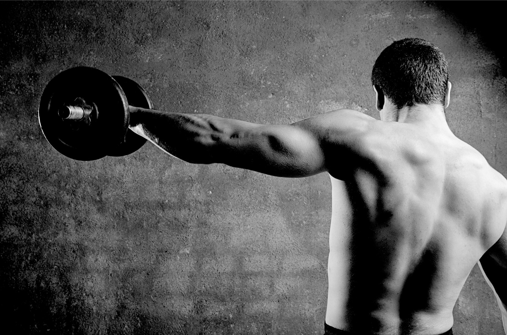 4 Side Delt Exercises That’ll Help You Build Big Shoulders